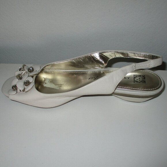 Anne Klein iflex "Ludwik" Womens Almond Leather Slingback Peep Flat NWD - 7.5M - Picture 6 of 10